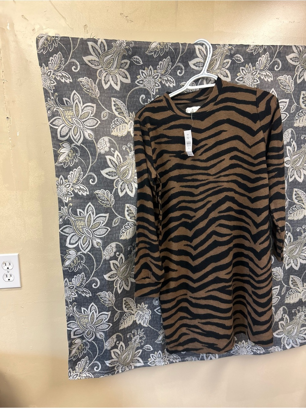 Brown and Black Zebra Print Sweater Dress NEW with Tags XS - Picture 5 of 6